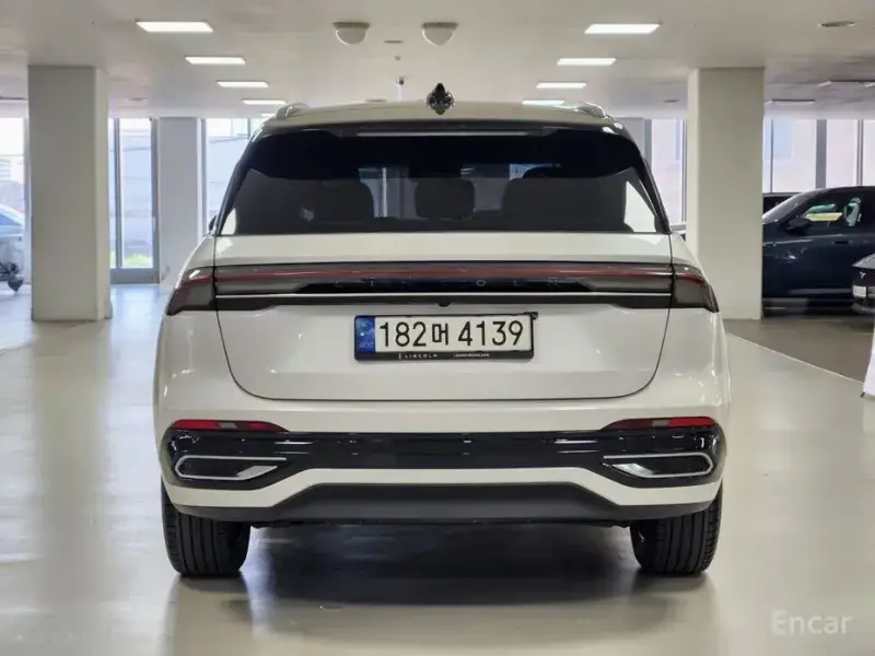 2023 Lincoln Nautilus с пробегом 22 750 км