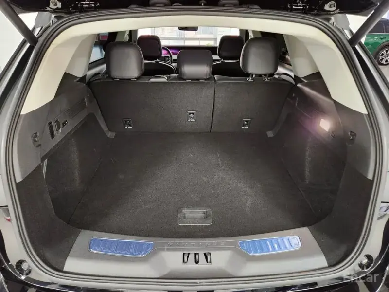 2023 Lincoln Nautilus с пробегом 26 569 км