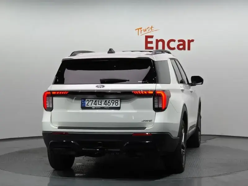 2025 Ford Explorer с пробегом 17 803 км