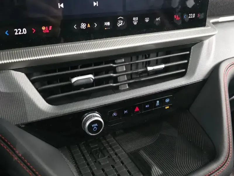 2025 Ford Explorer с пробегом 17 803 км