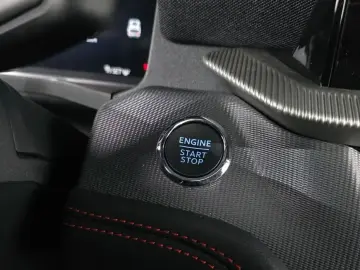 2025 Ford Explorer с пробегом 17 803 км