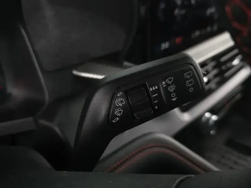 2025 Ford Explorer с пробегом 17 803 км