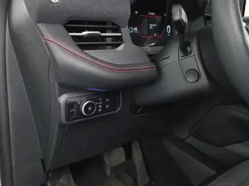 2025 Ford Explorer с пробегом 17 803 км
