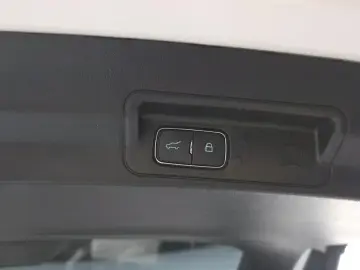 2025 Ford Explorer с пробегом 17 803 км