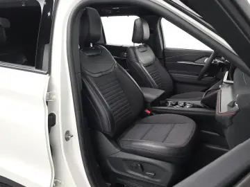 2025 Ford Explorer с пробегом 17 803 км
