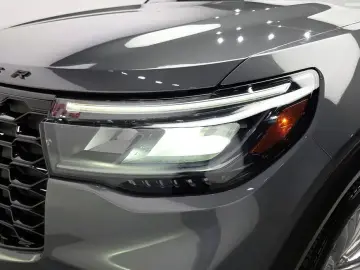 2024 Ford Explorer с пробегом 27 294 км