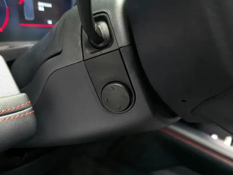 2024 Ford Explorer с пробегом 27 294 км