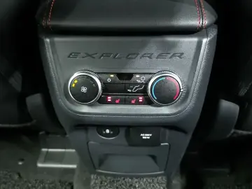 2024 Ford Explorer с пробегом 27 294 км