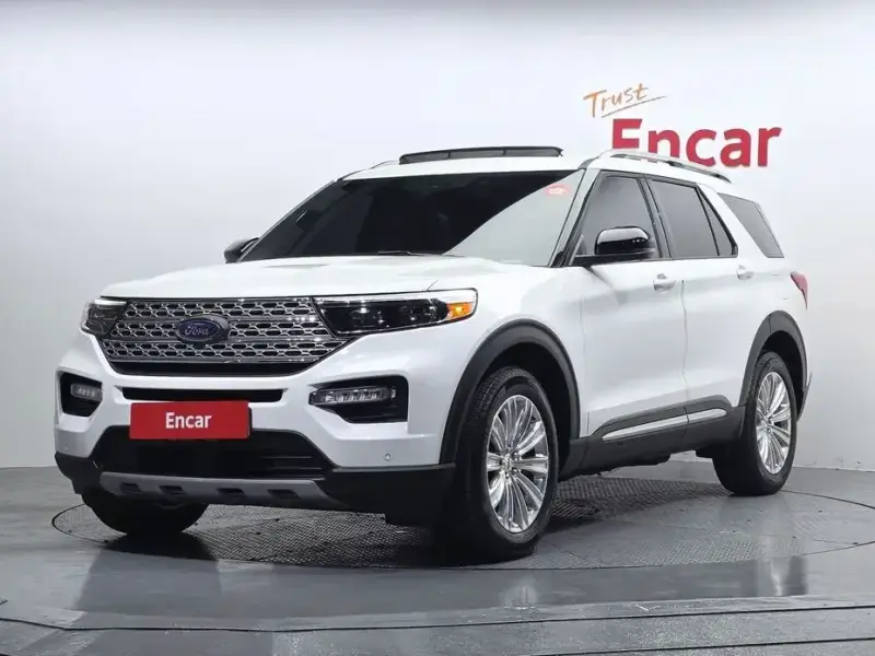 2023 Ford Explorer с пробегом 14 468 км