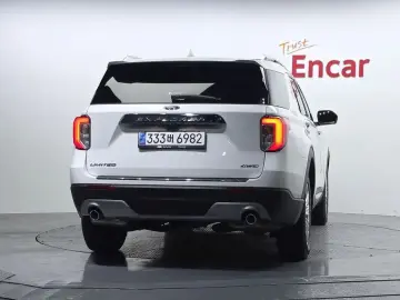 2023 Ford Explorer с пробегом 14 468 км