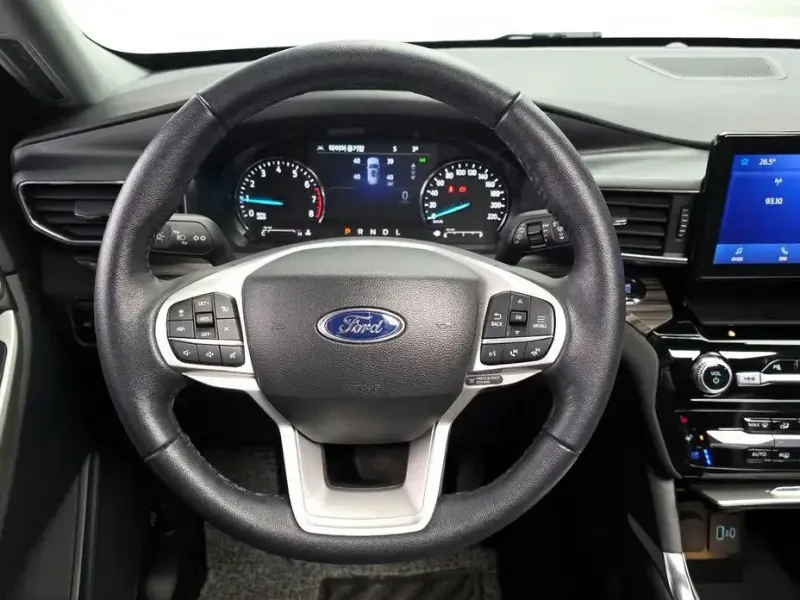 2023 Ford Explorer с пробегом 14 468 км