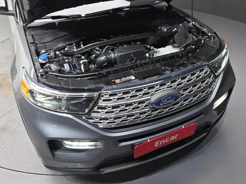 2023 Ford Explorer с пробегом 12 717 км