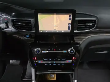 2023 Ford Explorer с пробегом 12 717 км