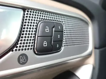 2023 Ford Explorer с пробегом 21 715 км