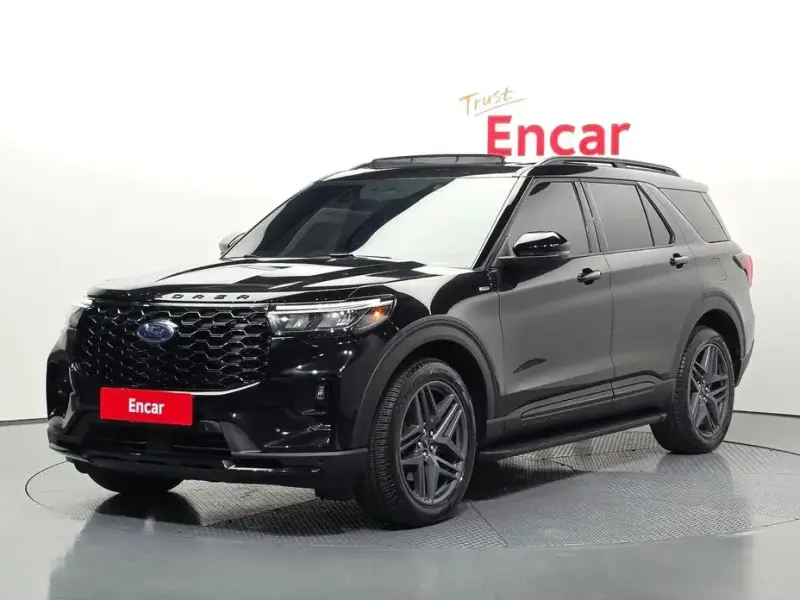 2025 Ford Explorer с пробегом 9 159 км