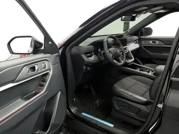 2025 Ford Explorer с пробегом 9 159 км