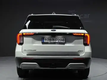2024 Ford Explorer с пробегом 9 061 км