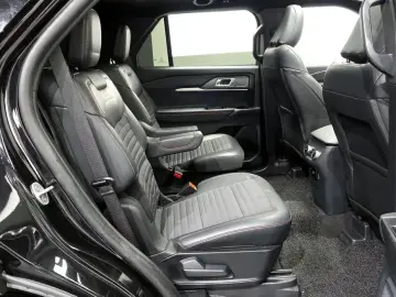 2025 Ford Explorer с пробегом 9 159 км