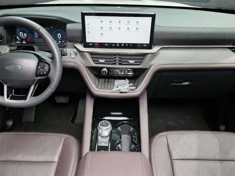 2024 Ford Explorer с пробегом 9 061 км