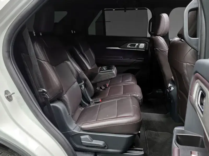 2024 Ford Explorer с пробегом 9 061 км