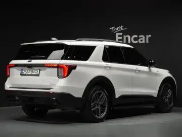2025 Ford Explorer с пробегом 6 199 км