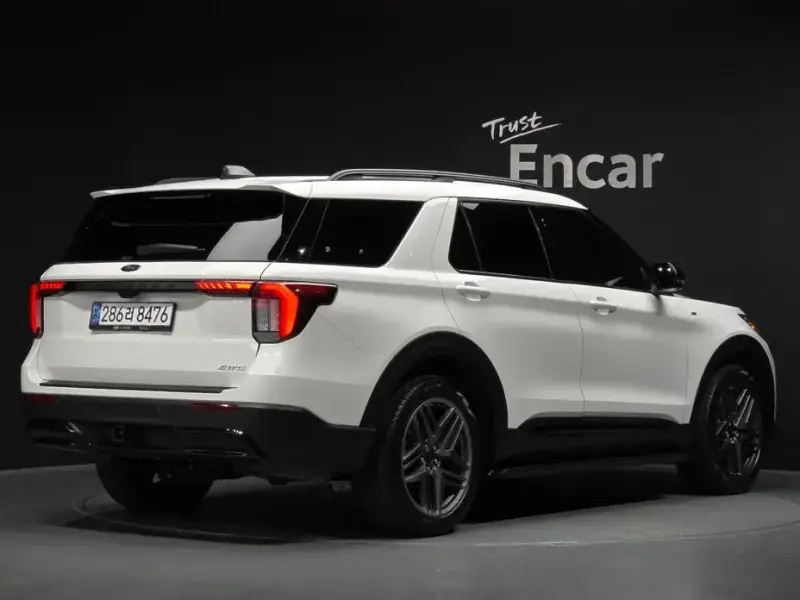 2025 Ford Explorer с пробегом 6 199 км