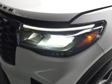 2025 Ford Explorer с пробегом 6 199 км
