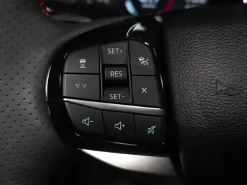 2025 Ford Explorer с пробегом 6 199 км