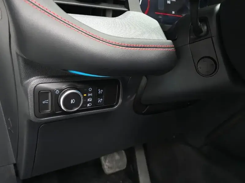 2025 Ford Explorer с пробегом 6 199 км
