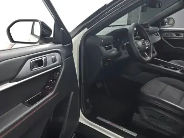 2025 Ford Explorer с пробегом 7 475 км