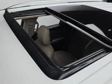 2023 Ford Explorer с пробегом 13 736 км