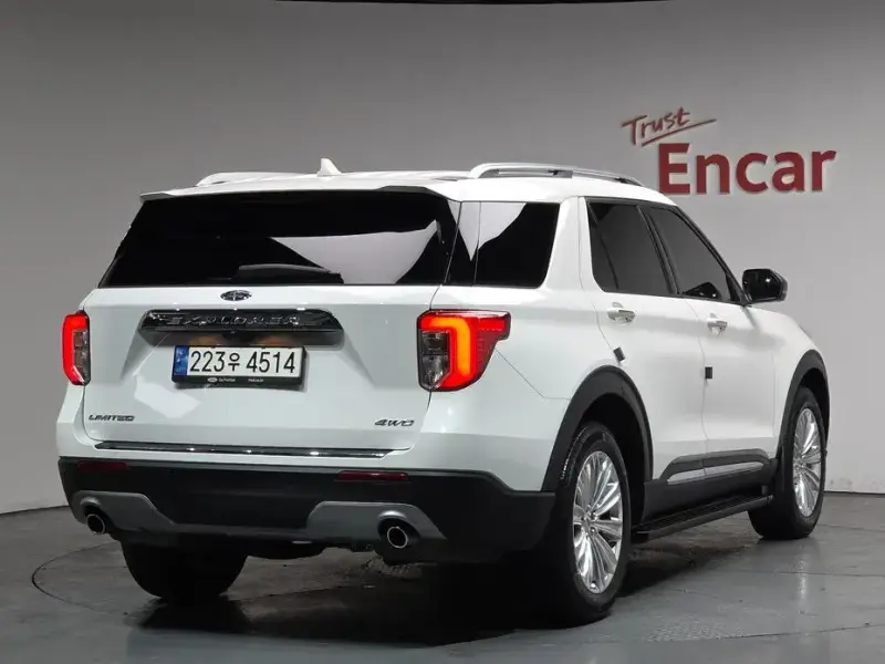 2023 Ford Explorer с пробегом 30 216 км