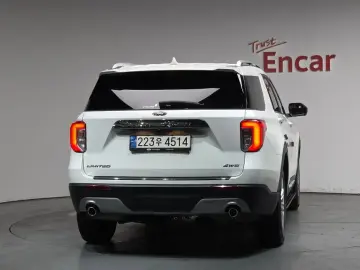 2023 Ford Explorer с пробегом 30 216 км