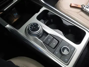 2023 Ford Explorer с пробегом 30 216 км