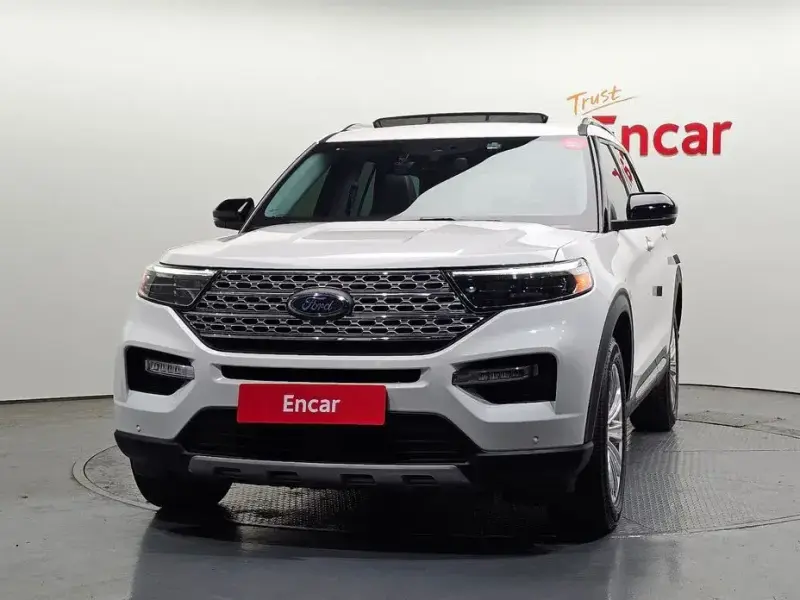 2023 Ford Explorer с пробегом 23 145 км