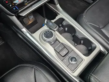 2023 Ford Explorer с пробегом 23 145 км