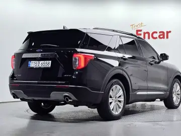 2023 Ford Explorer с пробегом 6 409 км