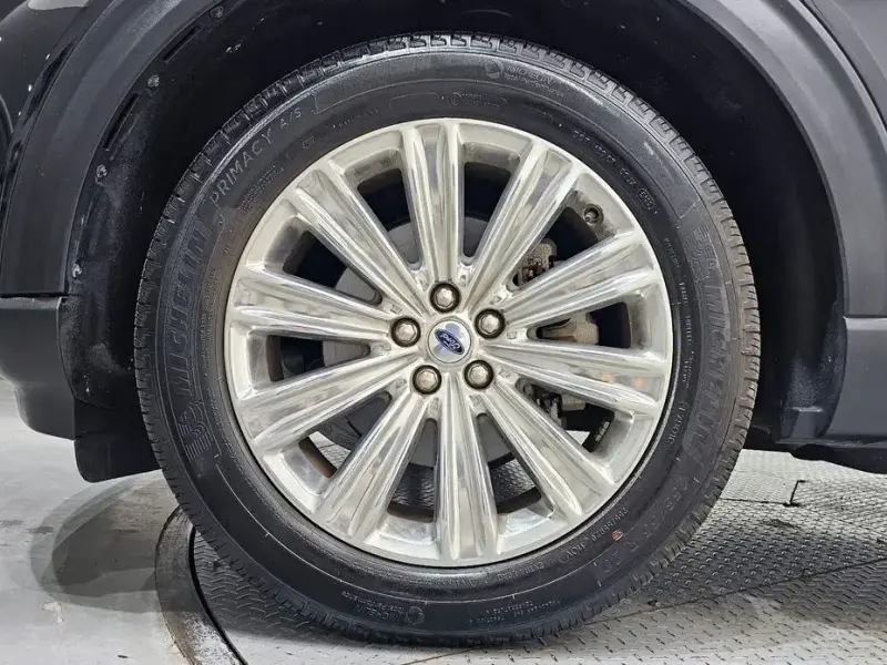 2023 Ford Explorer с пробегом 6 409 км