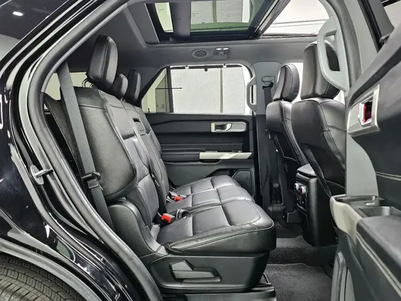 2023 Ford Explorer с пробегом 6 409 км