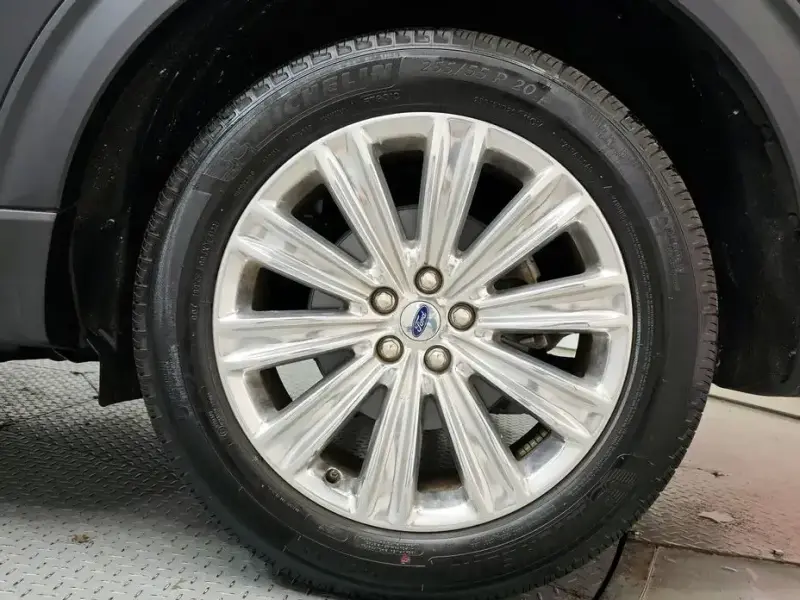 2023 Ford Explorer с пробегом 6 409 км