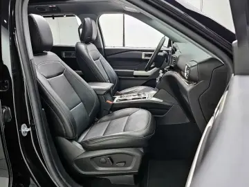 2023 Ford Explorer с пробегом 6 409 км