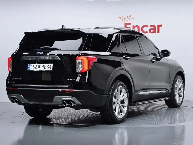 2023 Ford Explorer с пробегом 20 200 км