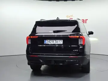 2025 Ford Explorer с пробегом 7 416 км