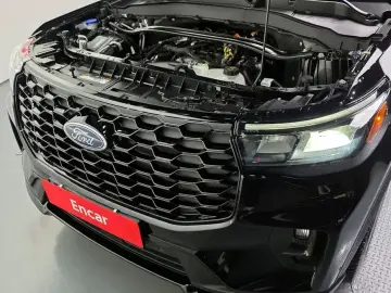 2025 Ford Explorer с пробегом 7 416 км