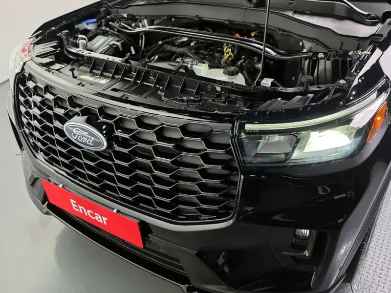 2025 Ford Explorer с пробегом 7 416 км