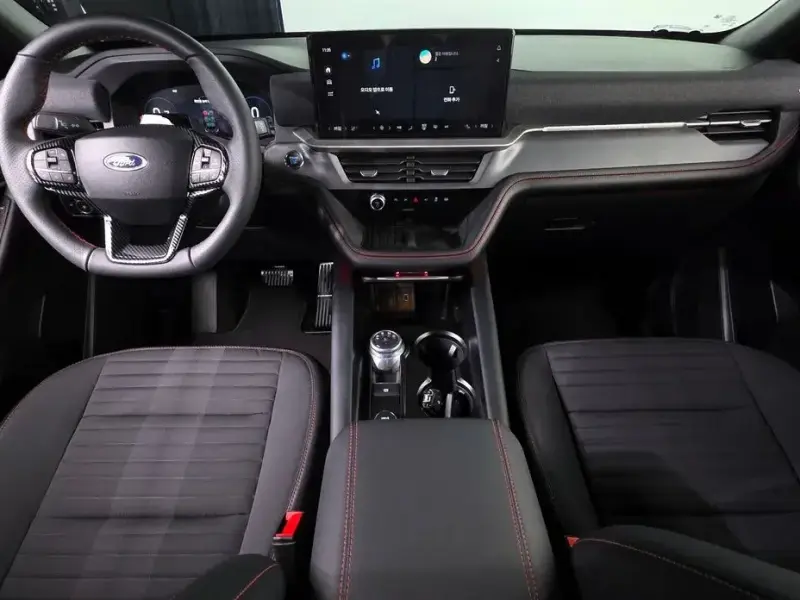 2025 Ford Explorer с пробегом 7 416 км