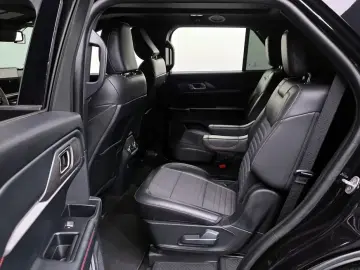2025 Ford Explorer с пробегом 7 416 км