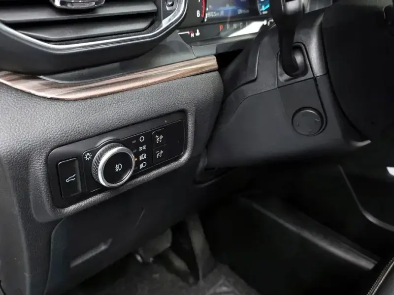 2023 Ford Explorer с пробегом 63 672 км