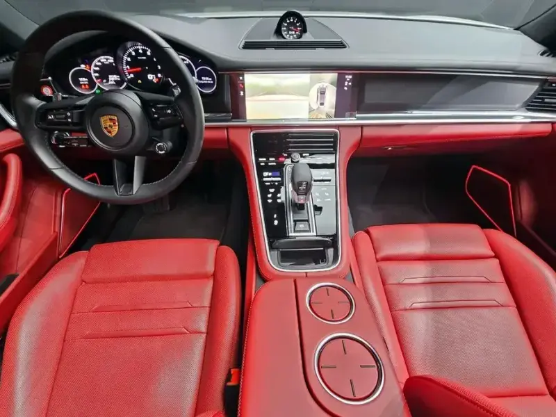 2022 Porsche Panamera с пробегом 23 140 км