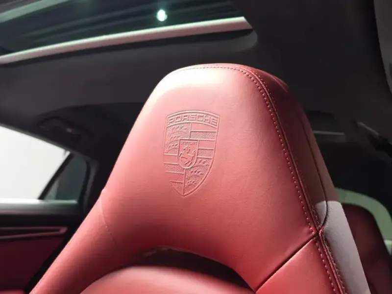 2023 Porsche Panamera с пробегом 46 812 км